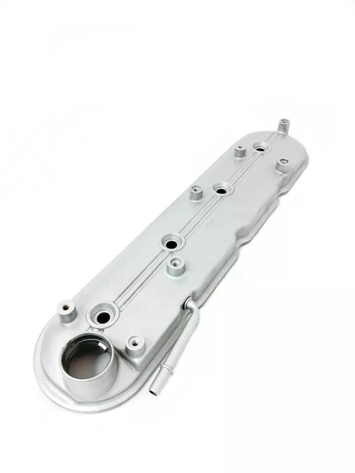 A24-2316-43-Genuine GM Chevrolet LS LS3 GEN IV 4.8L 5.3L 6.0L 6.2L Cast Valve Cover SET w/ Bolts