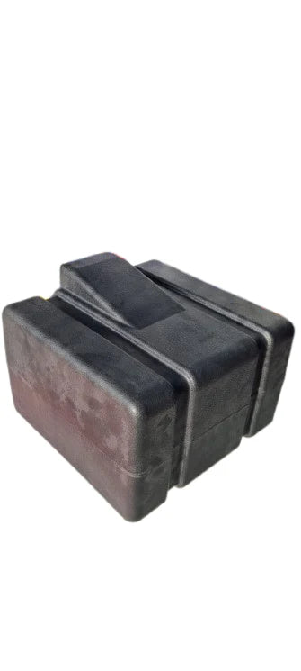 A24-2115-BOOST POLY BLACK FUEL CELL 5 US GALLON / 19 LITRE