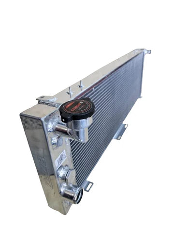 A24-1125-BOOST Row Aluminum Radiator Fit 91-01 Jeep Cherokee/Comanche 2.5L L4 GAS/4.0L L6 GAS