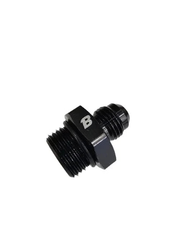 محول منفذ A24-2638-BOOST AN8 إلى 3/4 بوصة -16 UNF بحلقة مانعة للتسرب - أسود 